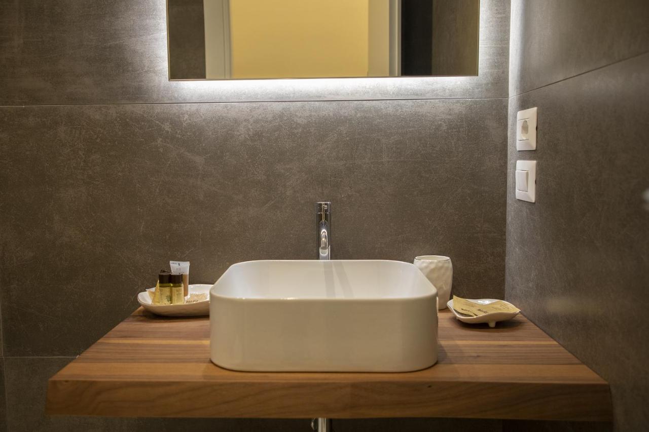 South Hands Luxury Rooms Naples Exterior photo